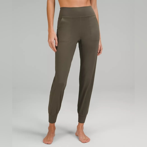 Lululemon Align Jogger - Picture 1 of 3